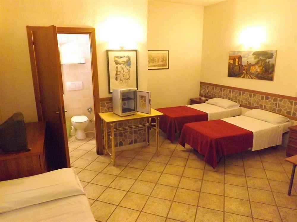 Monterosi Hotel Antico Residence Roma מראה חיצוני תמונה
